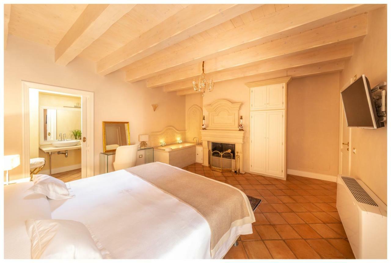 Boutique - Lodge & Suites Crotone Eksteriør bilde